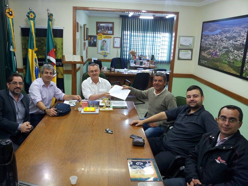 Vereador Mauricinho viabiliza a vinda de empresa para instalar-se em Butiá.